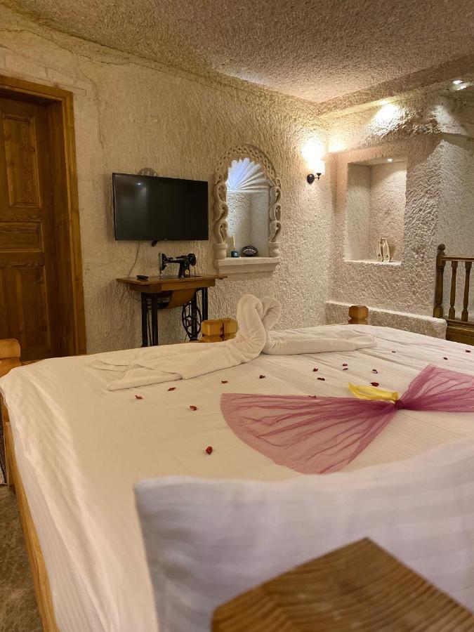 Abu Hayat Cave Suites Ortahisar ภายนอก รูปภาพ
