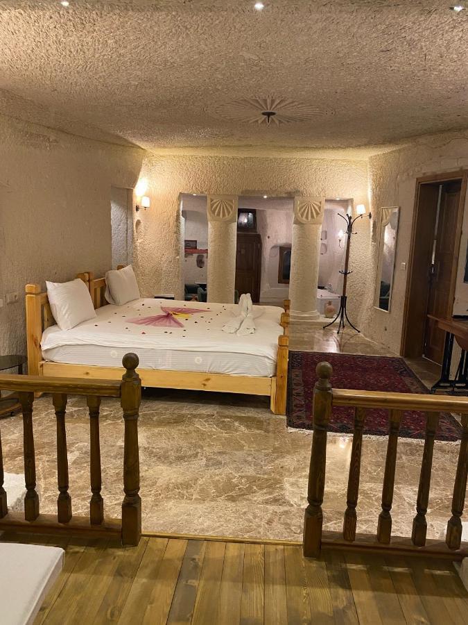 Abu Hayat Cave Suites Ortahisar ภายนอก รูปภาพ