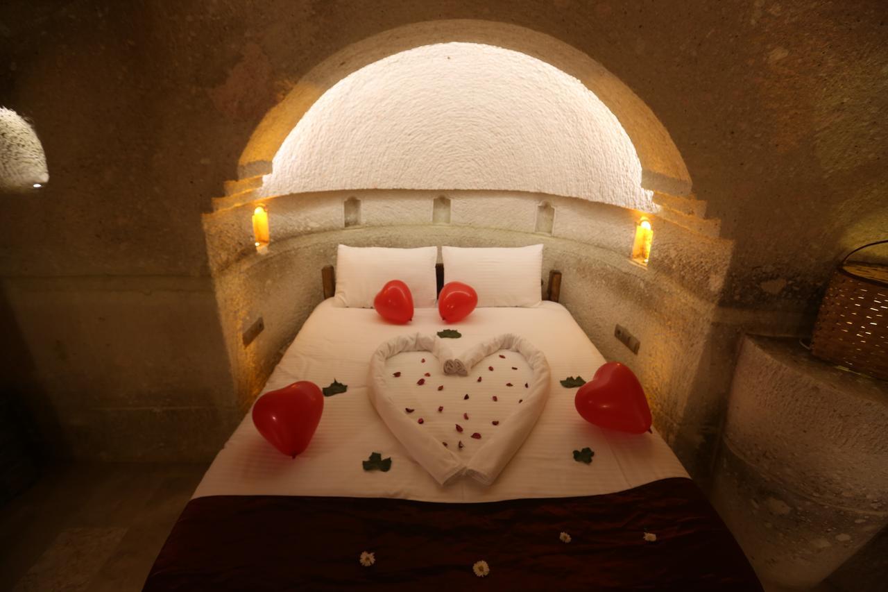 Abu Hayat Cave Suites Ortahisar ภายนอก รูปภาพ