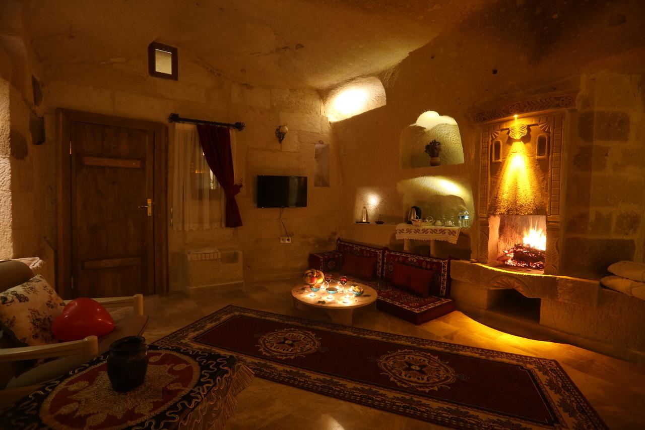 Abu Hayat Cave Suites Ortahisar ภายนอก รูปภาพ