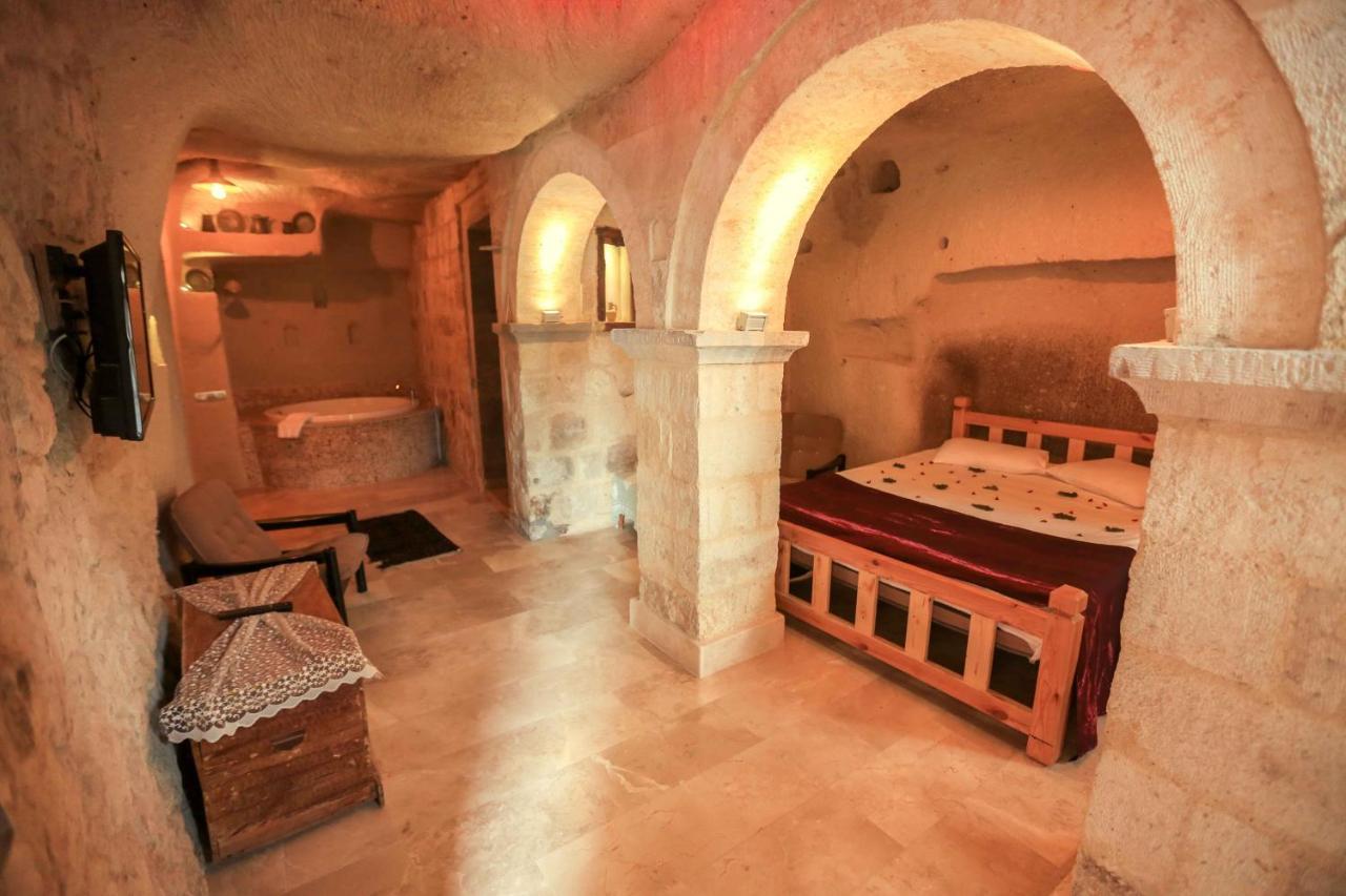 Abu Hayat Cave Suites Ortahisar ภายนอก รูปภาพ